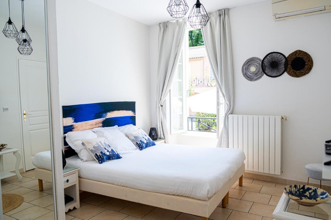 Logis Hotel Et Restaurant La Bastide Cabezac 바이즈미너부아 외부 사진