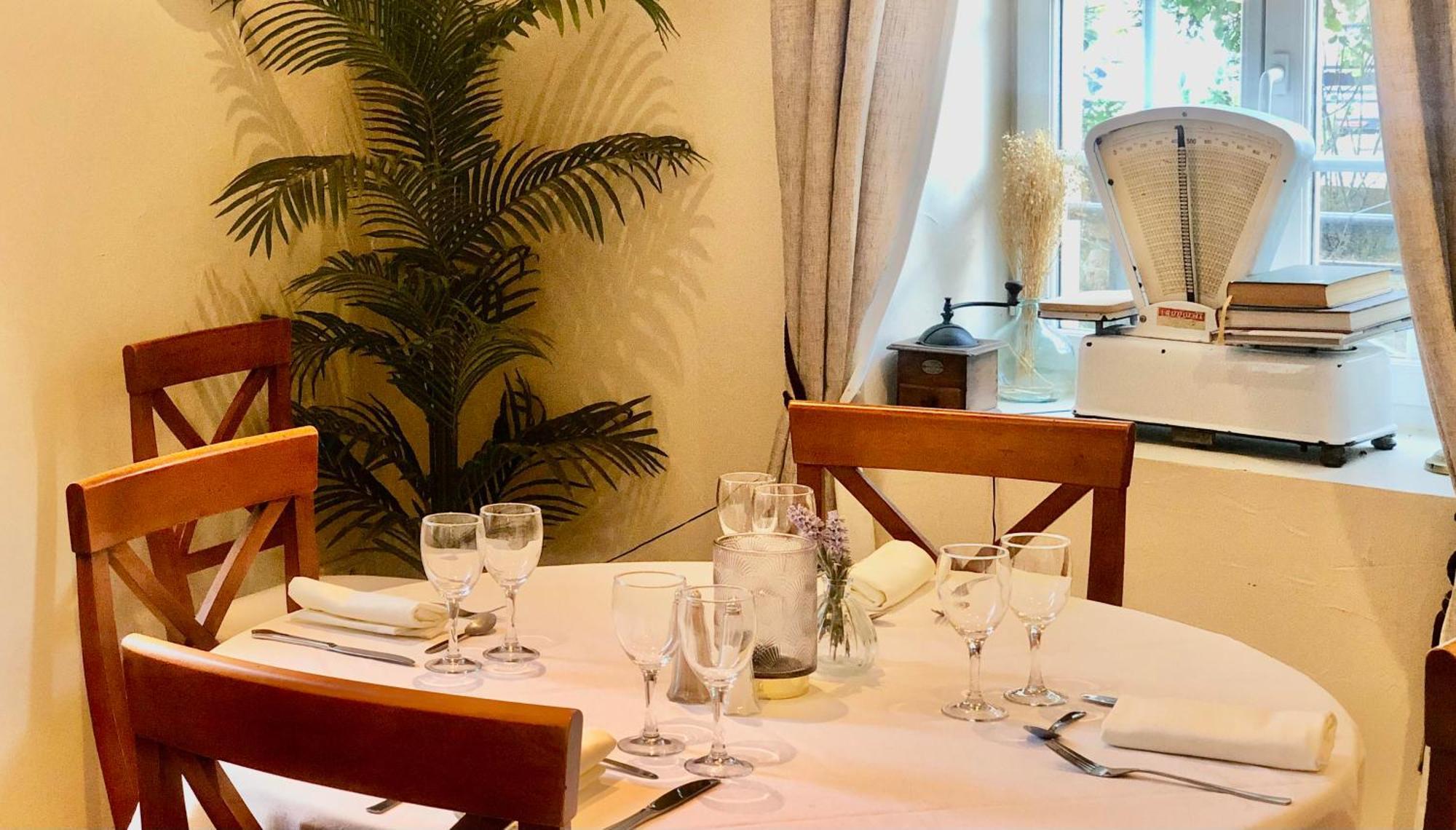 Logis Hotel Et Restaurant La Bastide Cabezac 바이즈미너부아 외부 사진