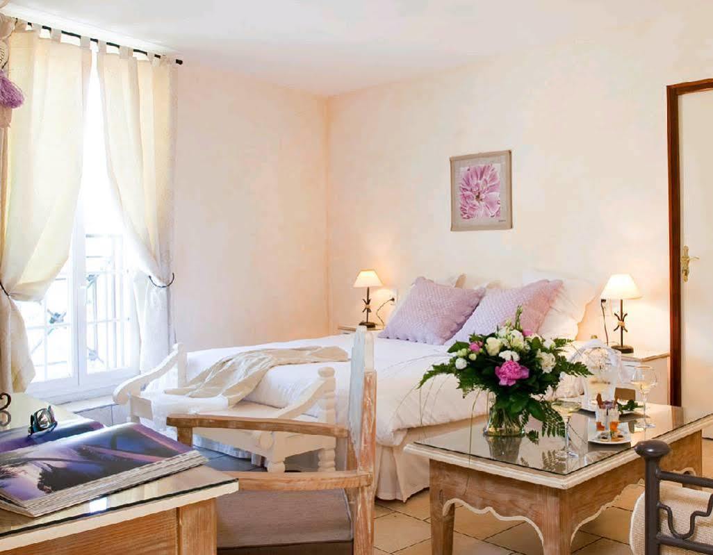 Logis Hotel Et Restaurant La Bastide Cabezac 바이즈미너부아 외부 사진